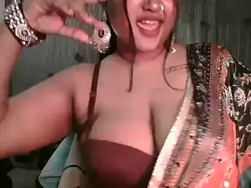 Stripchat Nude Webcam of kiara-11