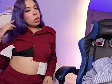 Stripchat Sex Cam of Cuteprincess21