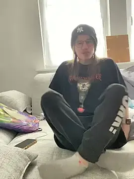 Stripchat Free Porn Cam of YoungSebi