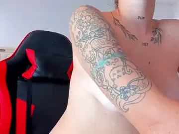 Stripchat Nude Webcam of khalesii_69