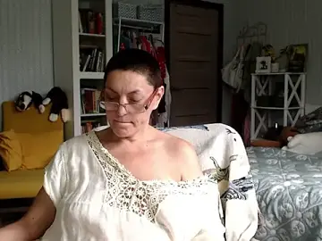 Stripchat Sex Cam of BloomingAllure