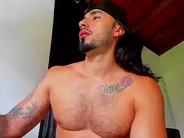 Stripchat Live Sex Cam of Baky_sexy