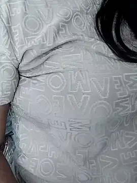 Stripchat Sex Cam of QueenHaryanaa
