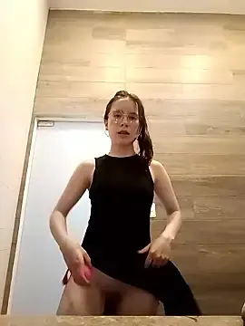 Stripchat Live Sex Cam of Lilith0423