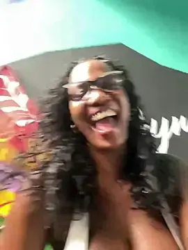 Stripchat Live Sex of Bustykeyla
