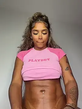 Stripchat Live Sex Cam of stormyy_
