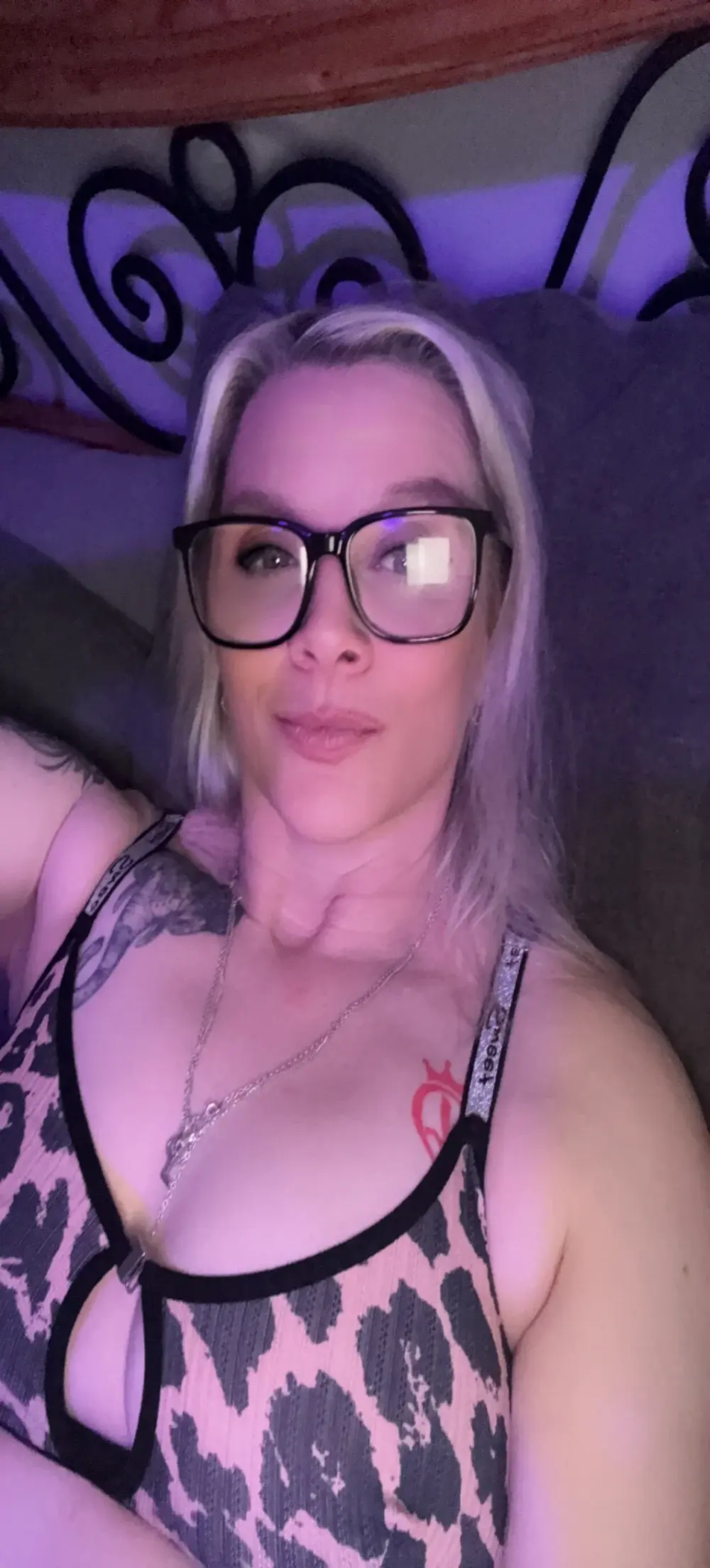 Curvy-Cleo