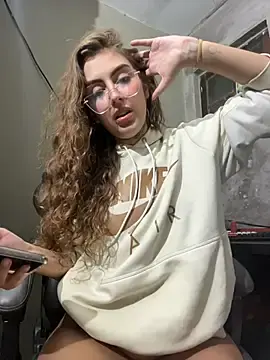 Stripchat Free Live Porn of miiabellovic