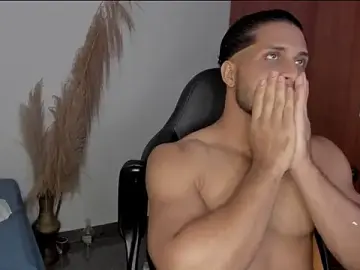Stripchat Nude Webcam of Pier_Simons