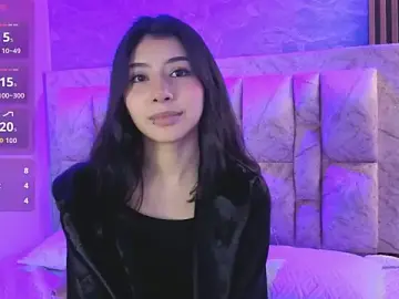Stripchat Live Sex Cam of chloe_bluee_