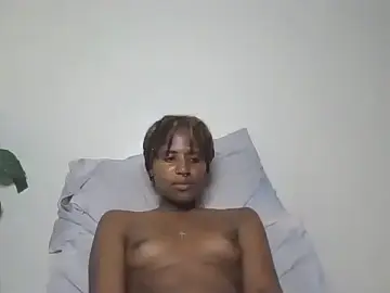 Stripchat Live Sex Cam of softskinbaddie
