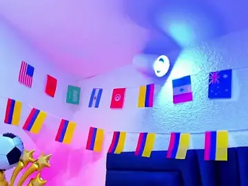 Stripchat Watch Live Sex Cams of VictoriaRouge_
