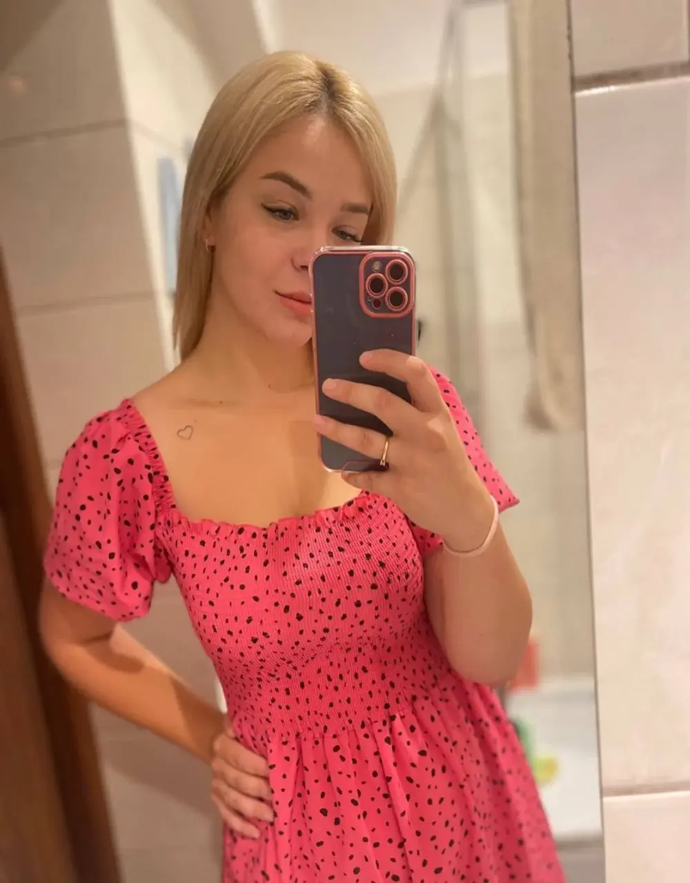 NicoleAura
