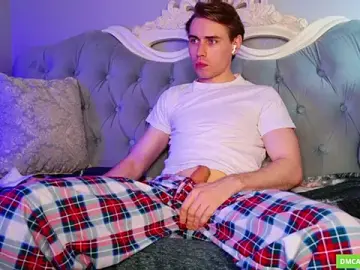 Stripchat Free Live Porn of WilliamDyson