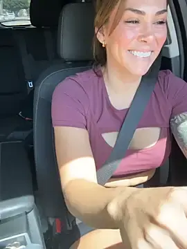 Stripchat Adult Webcam of MommyGambit