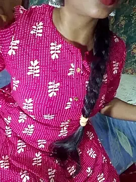 Stripchat Live Sex Cam of Shalini_telugu09