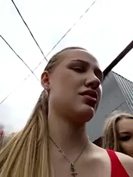 Stripchat Live Porn of caressyourself