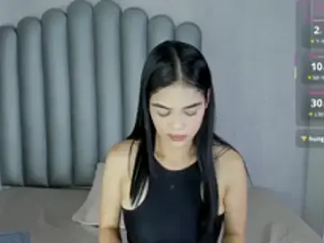 Stripchat Watch Live Sex Cams of Luna__02