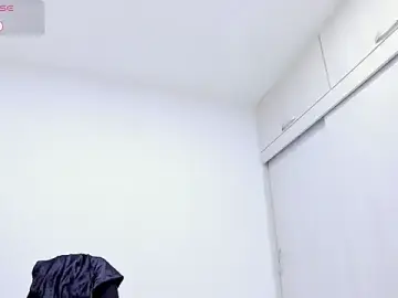 Stripchat Free Live Porn of Amelia_Debora_Antonella
