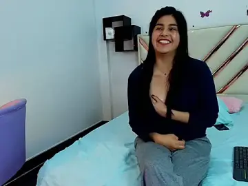 Stripchat Nude Webcam of Kan_Rousse