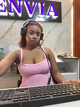 Stripchat Free Porn Cam of Kloe_rousse01