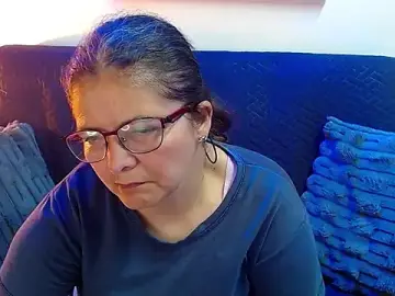 Stripchat Best live sex cam show of Linda_banks_