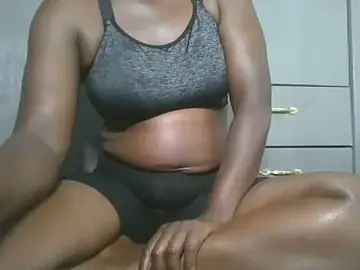 Stripchat Free Live Porn of Bossy_jes