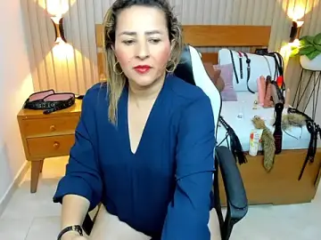 Stripchat Best live sex cam show of luciana_ballesteros_