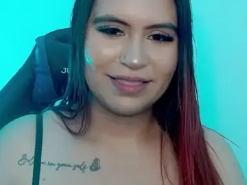 Stripchat Free Porn Cam of cata__gutierrez_