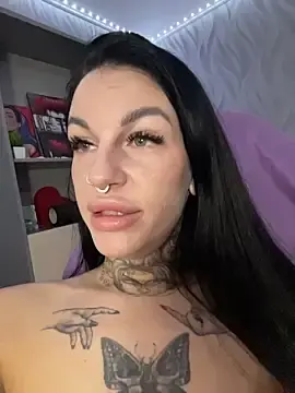 Stripchat Sex Chat of angel_devil_forever
