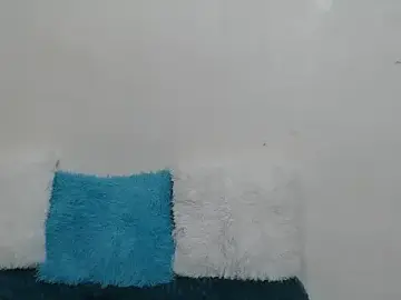 Stripchat Best live sex cam show of SexyPetite_22