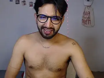Stripchat Free Live Porn of thomass1018