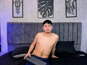 Stripchat Free Porn Cam of Ambar_Baker_7