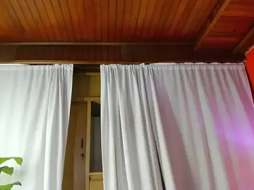 Stripchat Watch Live Sex Cams of NikollSalas
