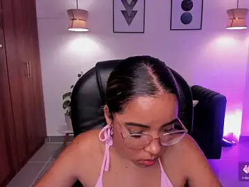 Stripchat Live Porn of alana_martiins