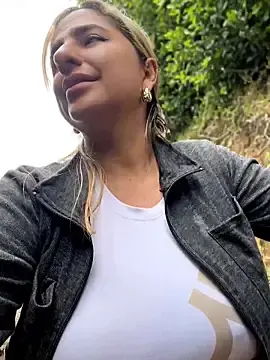 Stripchat Watch Live Sex Cams of sammyqueenx21