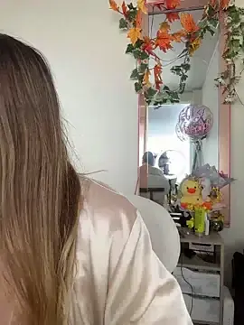 Stripchat Live Sex Cam of valery_mora