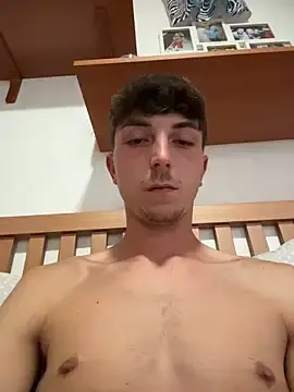 Stripchat Adult Webcams of Davide9910x