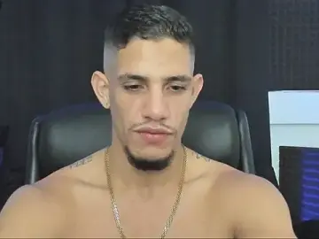 Stripchat Sex Cam of jhonnysnow17