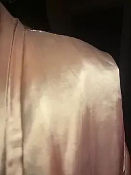 Stripchat Live Sex Cam of MisFrekcles_