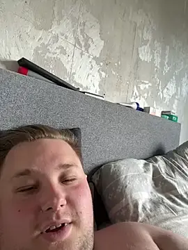 Stripchat Watch Live Sex Cams of CurvyPaar2