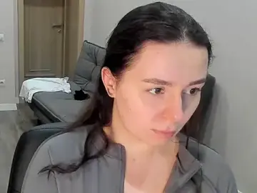 Stripchat Sex Cam of Di_na_Bell