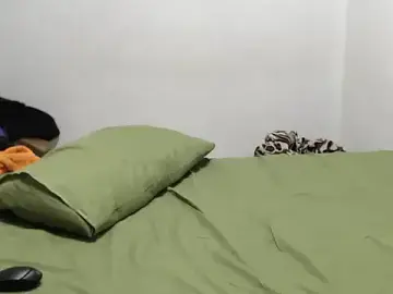 Stripchat Live Sex of Bustyslave48