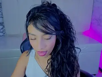 Stripchat Live Porn of Adarasuri_v