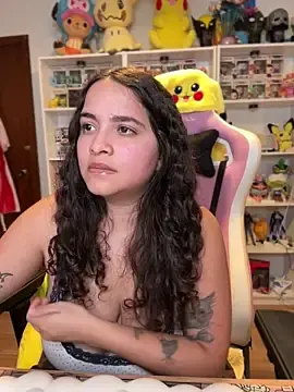 Stripchat Sex Cam of Sweet_sully__