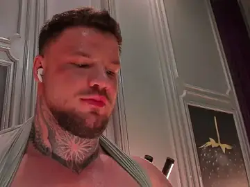 Stripchat Best Webcam of OliverSport
