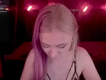 Stripchat Adult Webcam of DramaQuenns