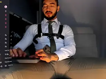 Stripchat Free Porn Cam of MarkWalker__