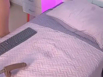 Stripchat Best Webcam of sky_johnson