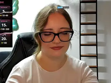 Stripchat Live Sex Cam of JuliNy_x